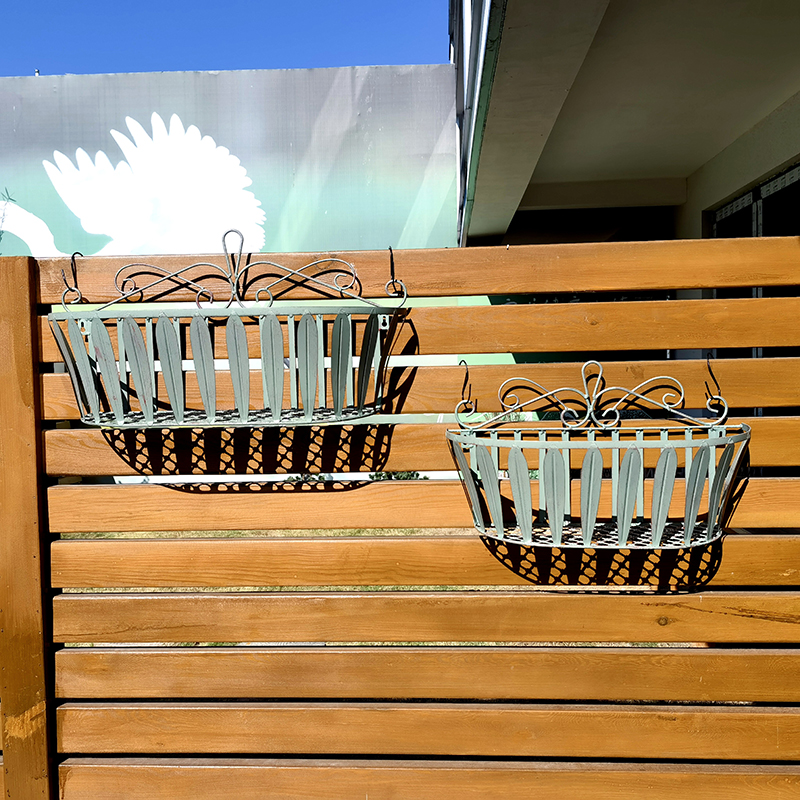 Set of 2 outdoor window Wrough - đánh giá và giá Hanging Planter Basket