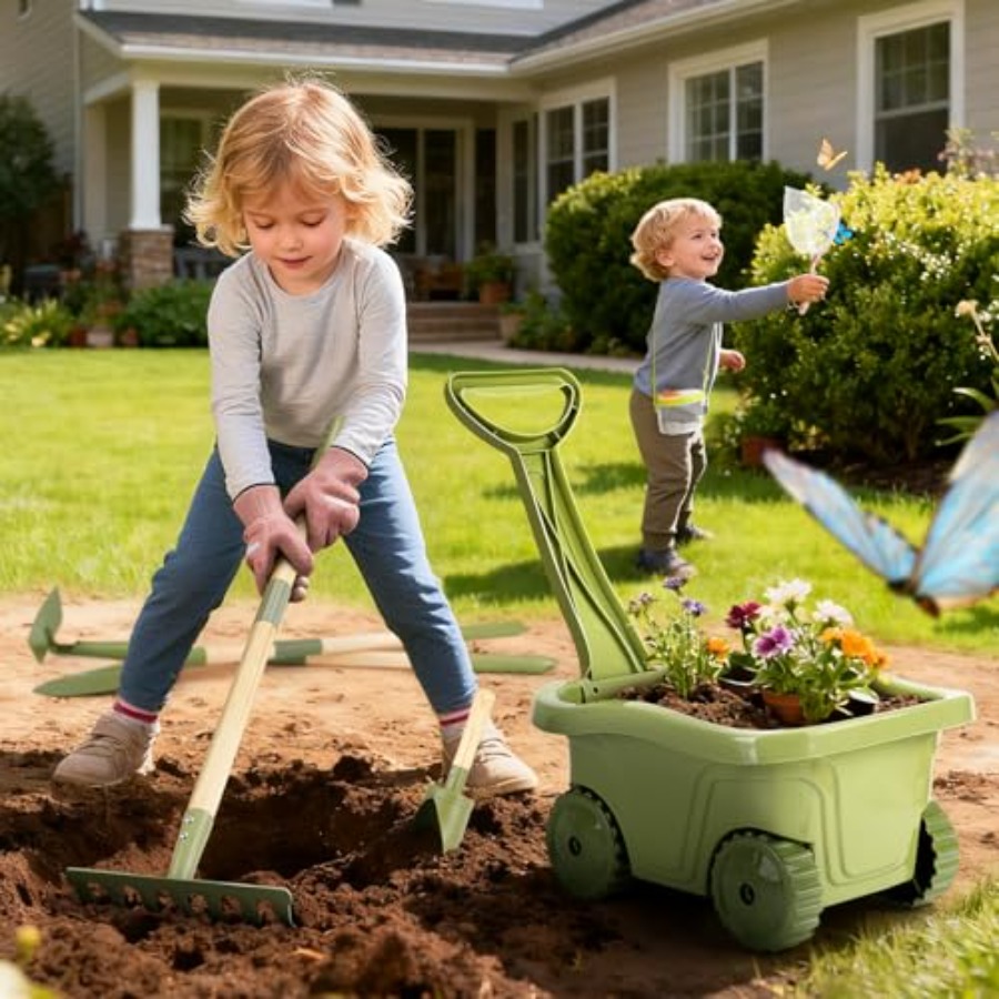 Gardening Tools and Bug Catche - đánh giá và giá Gardening Tools 2 Year Old